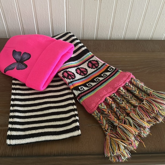 The Children’s Place Scarf and Beanie sz OS - Picture 4 of 11